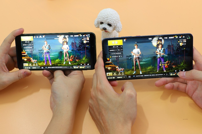 測溫槍實錘 華為Mate20X與黑鯊游戲Helo，誰在游戲中更“涼快”？