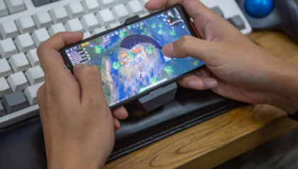 手機(jī)游戲時(shí)無法充電，真的是手機(jī)的鍋嗎？